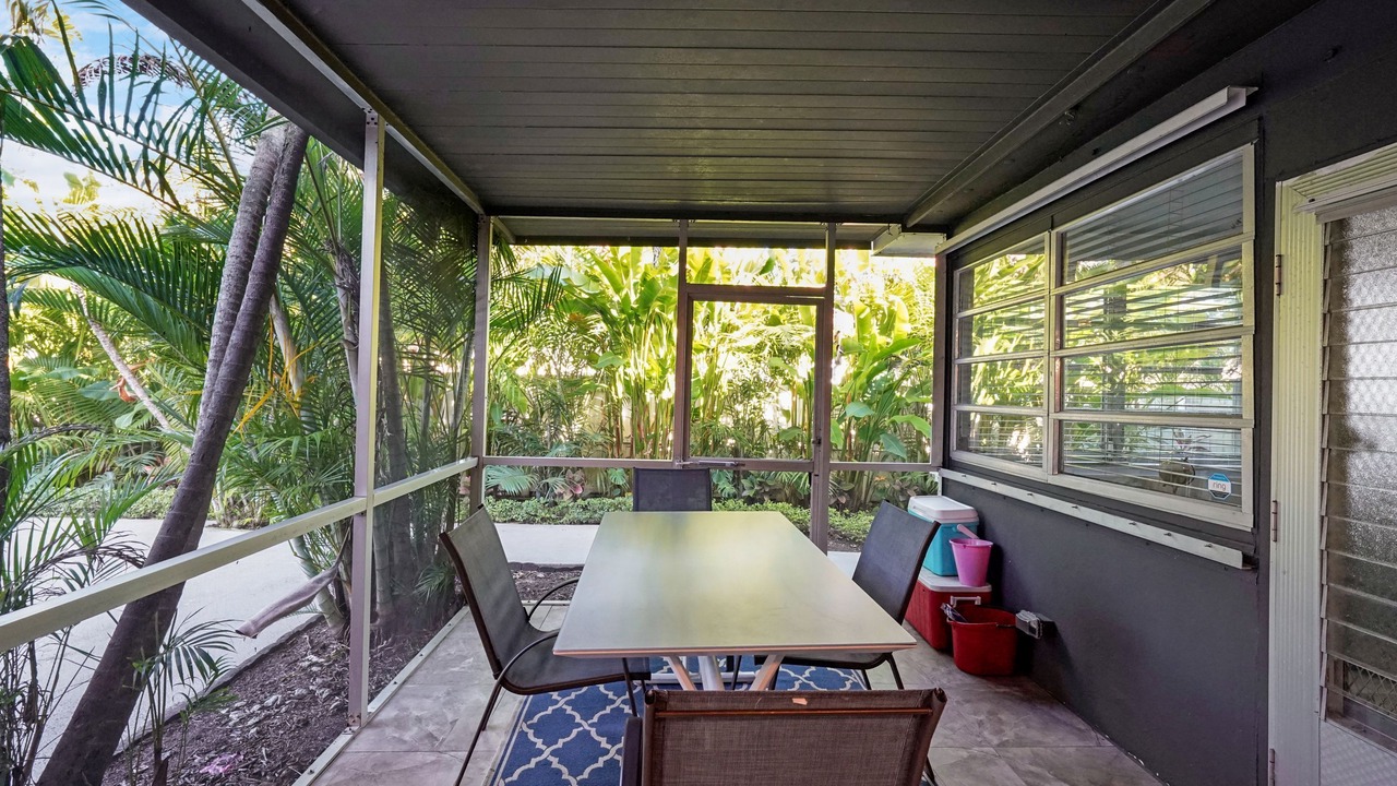 Photo of Outdoor in Hollywood