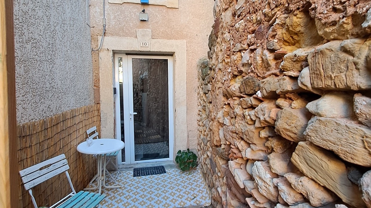 Photo of Outdoor in Cruzy