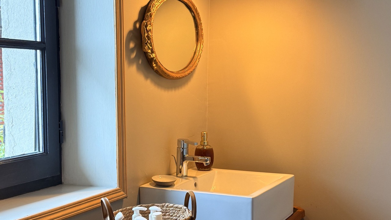 Photo of Bathroom in Etrembieres