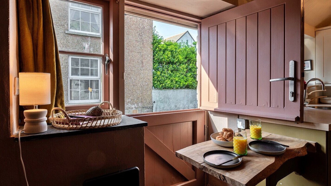 Photo of Others in The Lizard