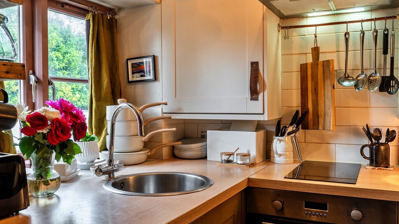 Photo of Kitchen in The Lizard