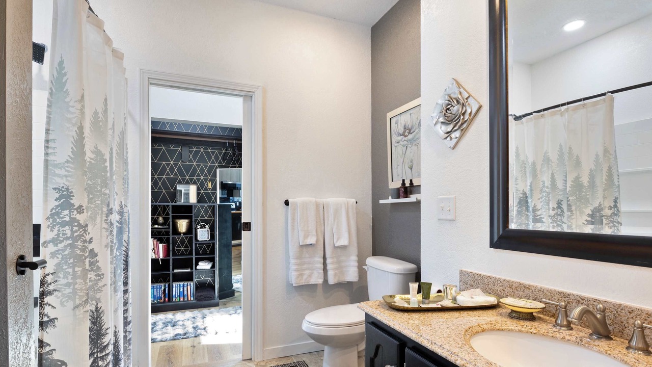 Photo of Bathroom in Linn Creek