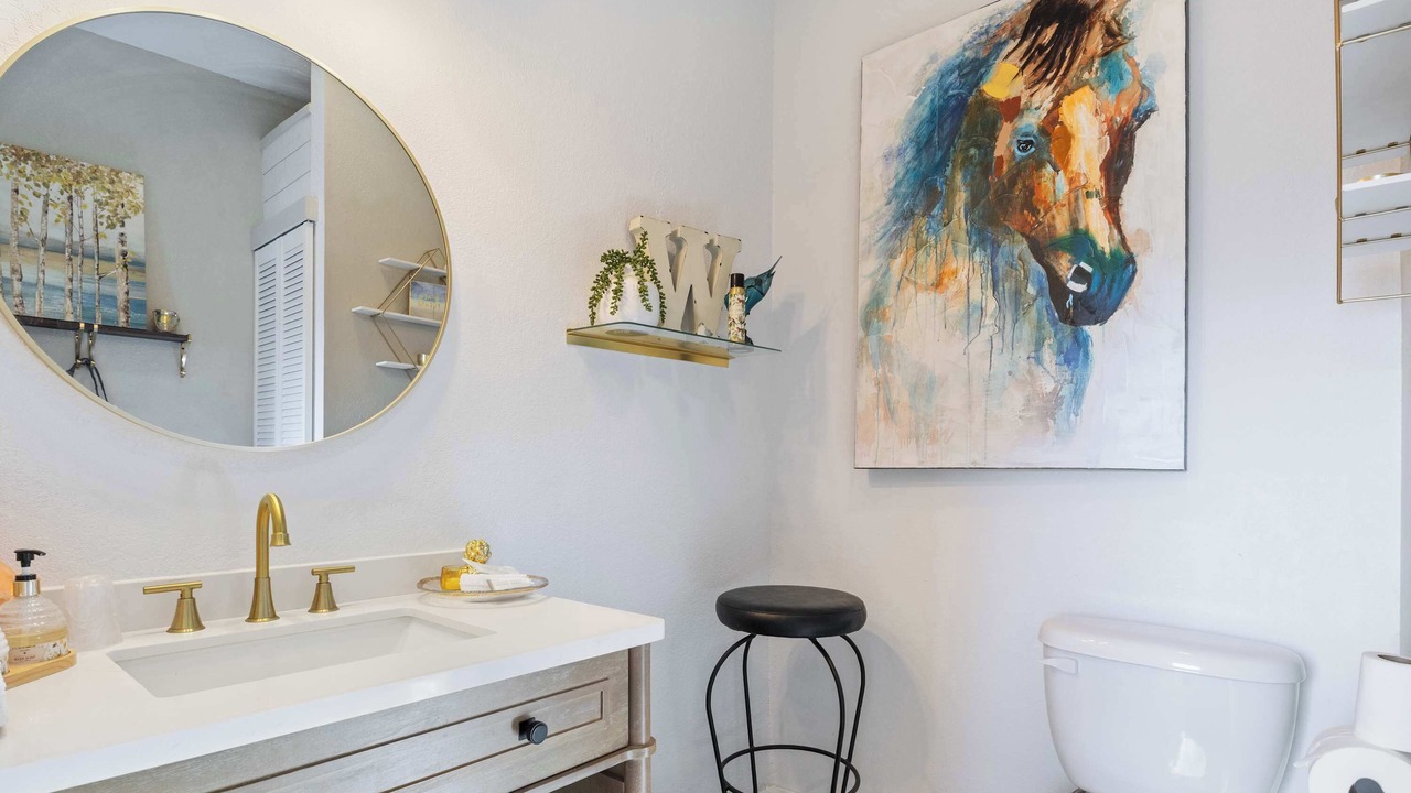 Photo of Bathroom in Linn Creek