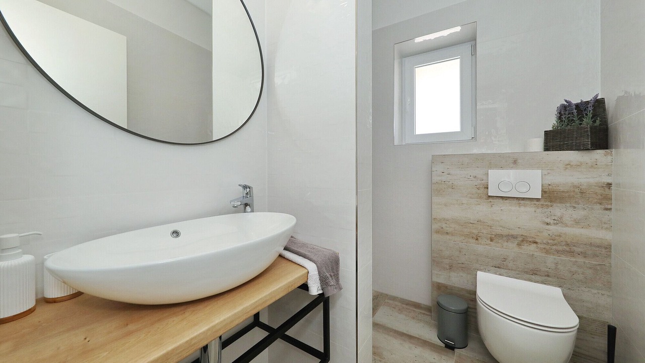 Photo of Bathroom in Sukosan
