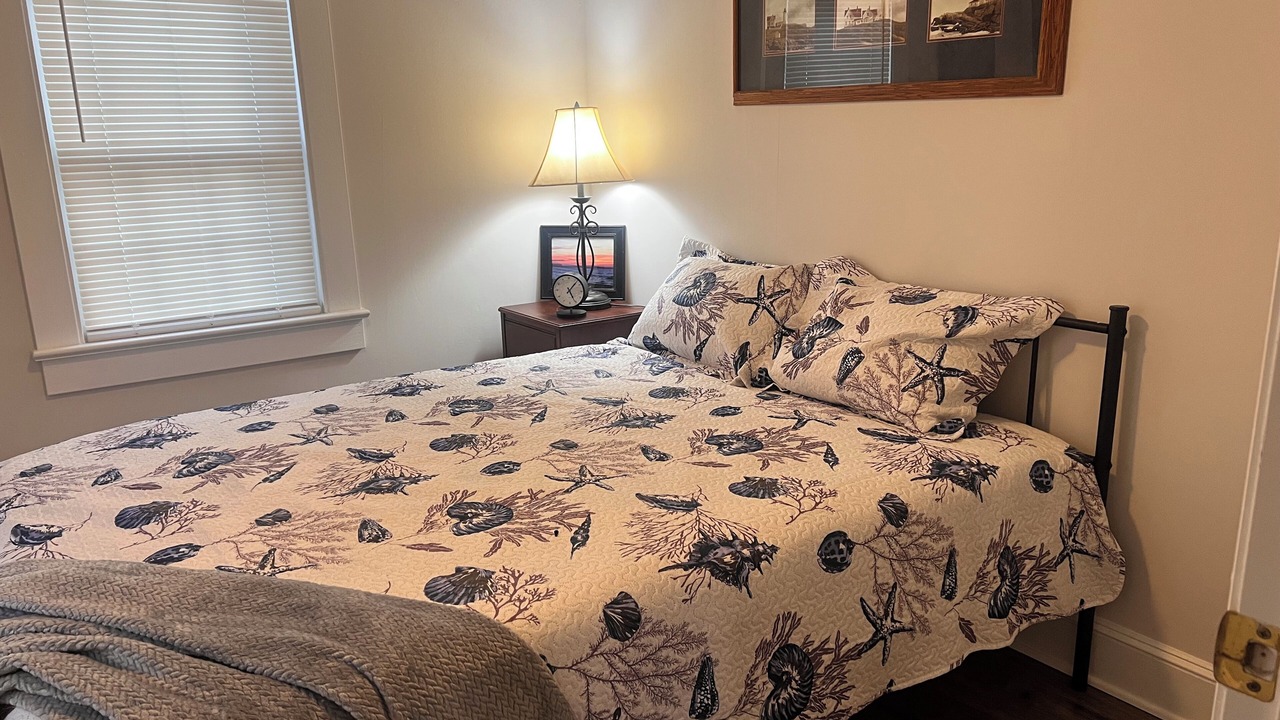 Photo of Bedroom in Fairview Beach