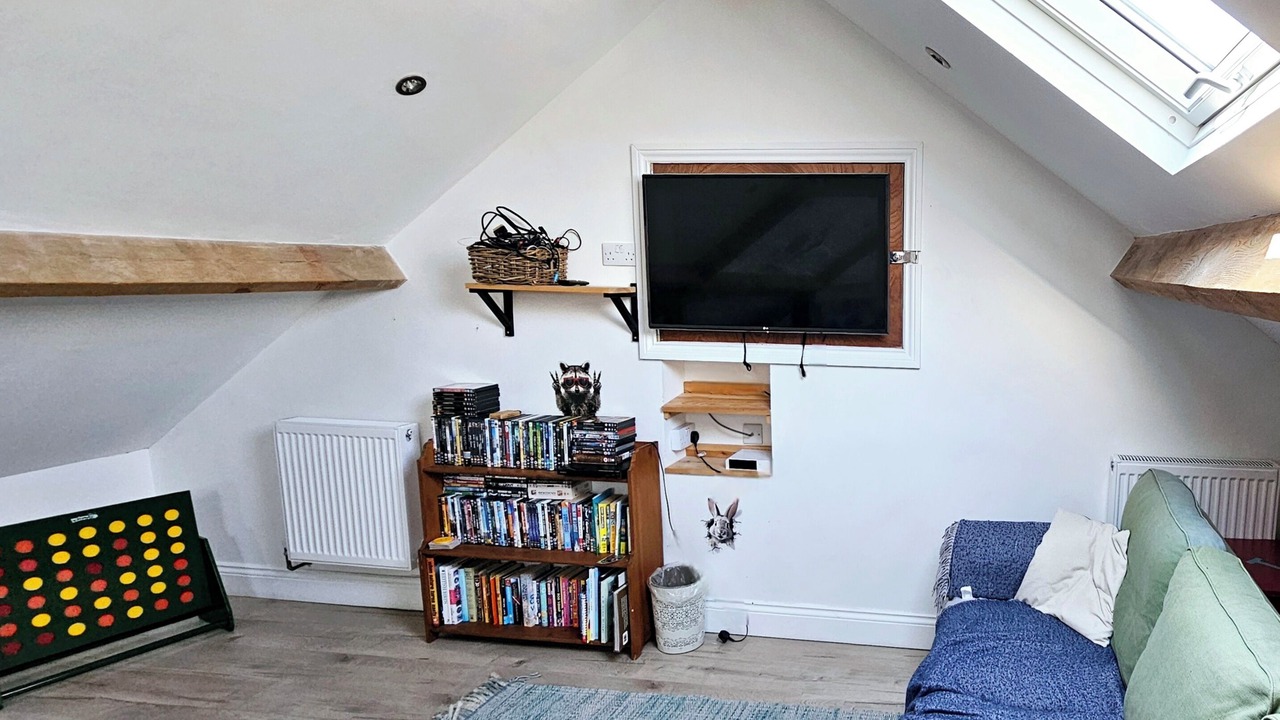 Photo of Livingroom in Catton