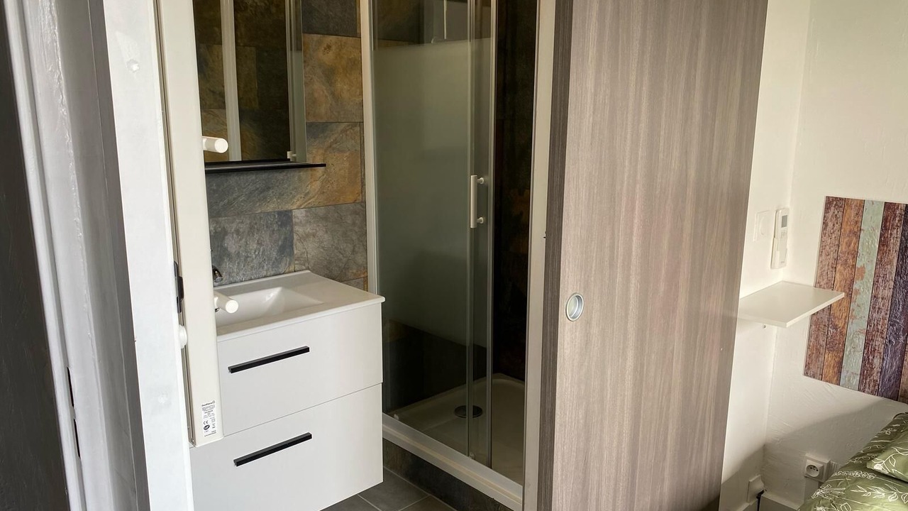 Photo of Bathroom in Saintes-Maries-de-la-Mer