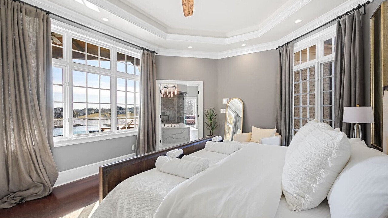 Photo of Bedroom in Forest