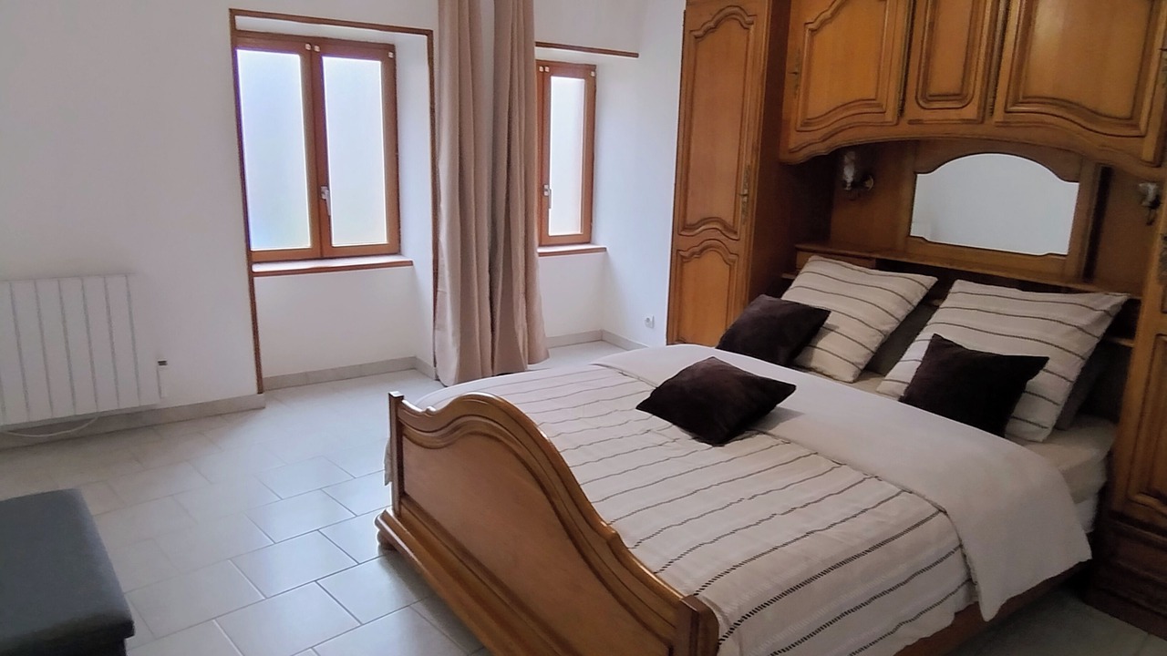 Photo of Bedroom in Lormes