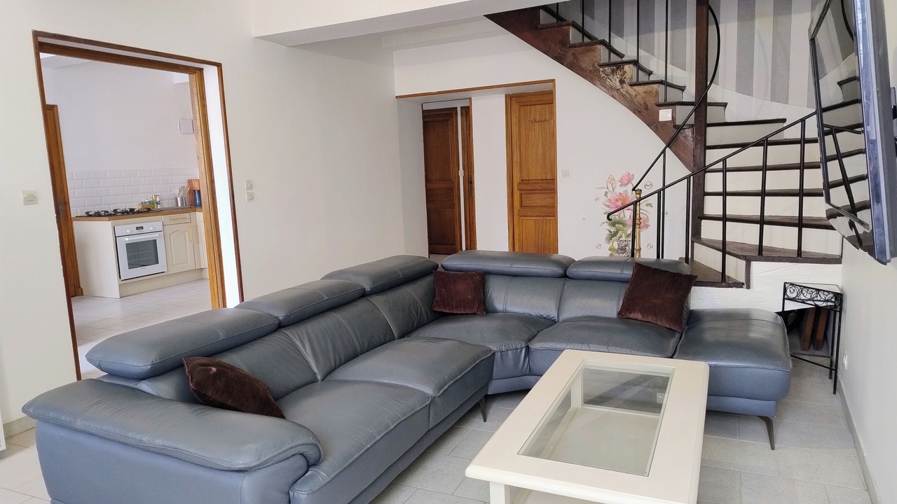 Photo of Livingroom in Lormes