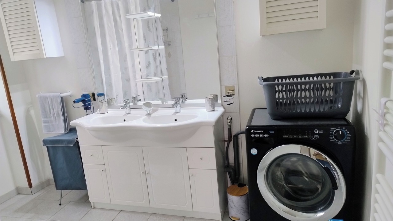 Photo of Bathroom in Lormes