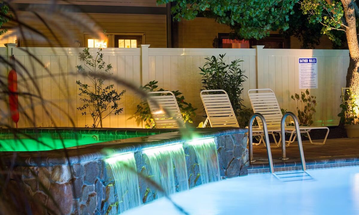 Photo of Outdoor in Avalon