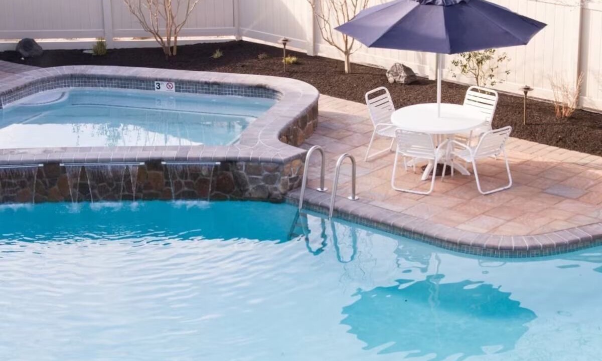 Photo of Outdoor in Avalon