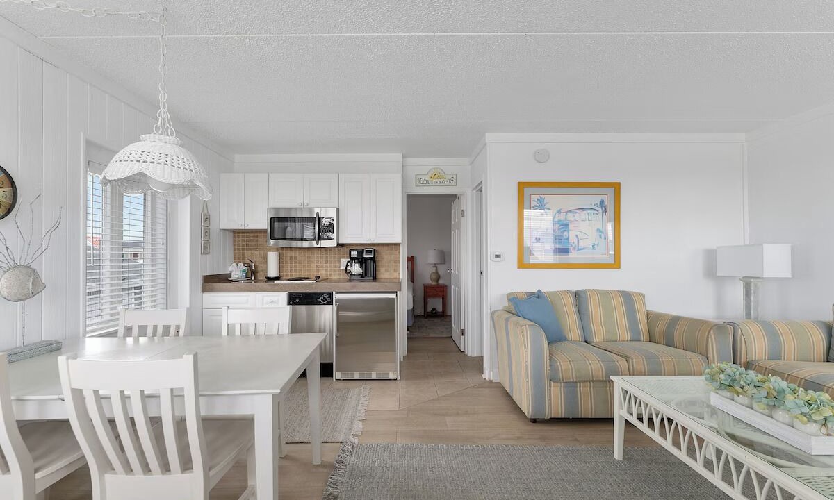 Photo of Others in Avalon