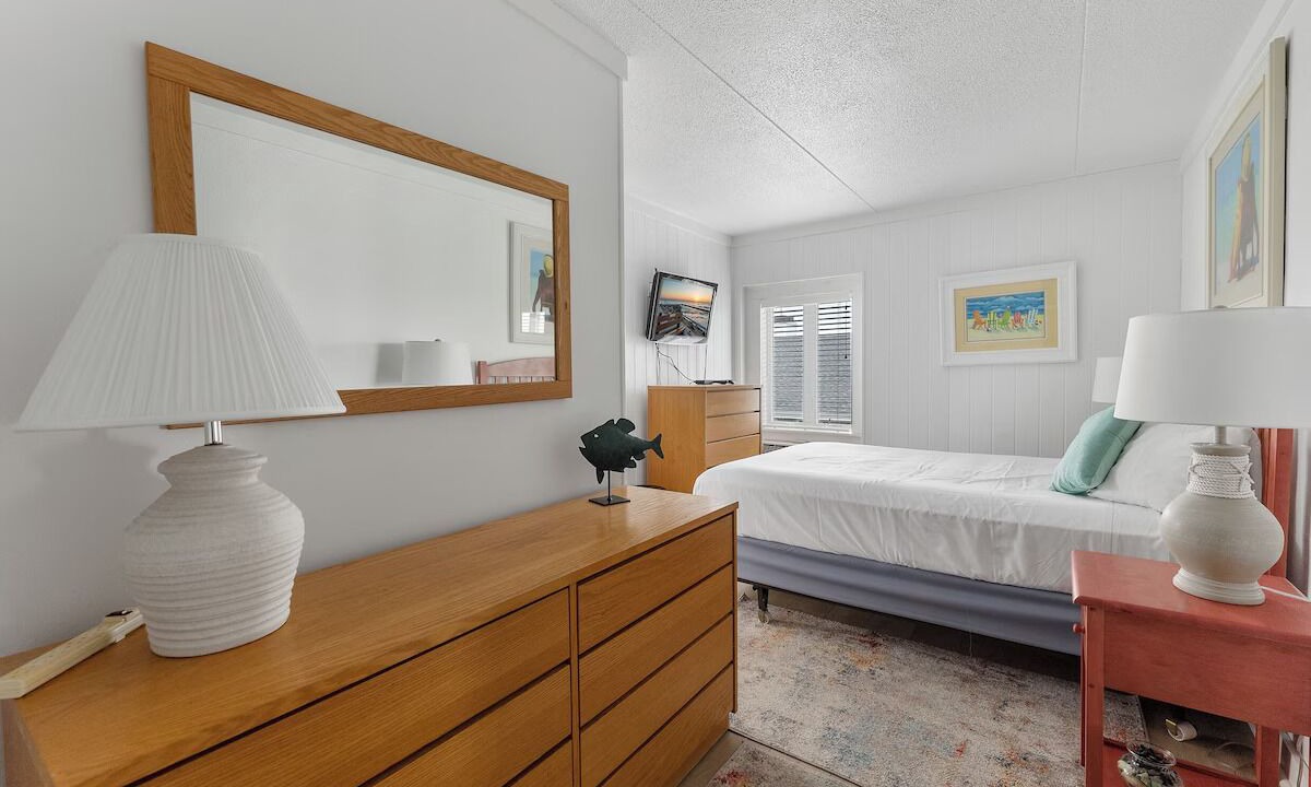 Photo of Bedroom in Avalon