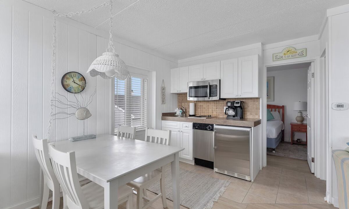 Photo of Others in Avalon