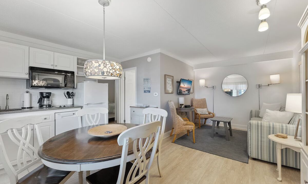 Photo of Others in Avalon