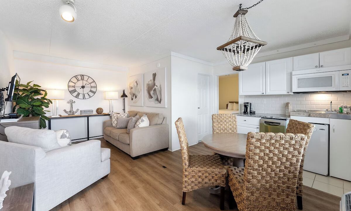 Photo of Others in Avalon