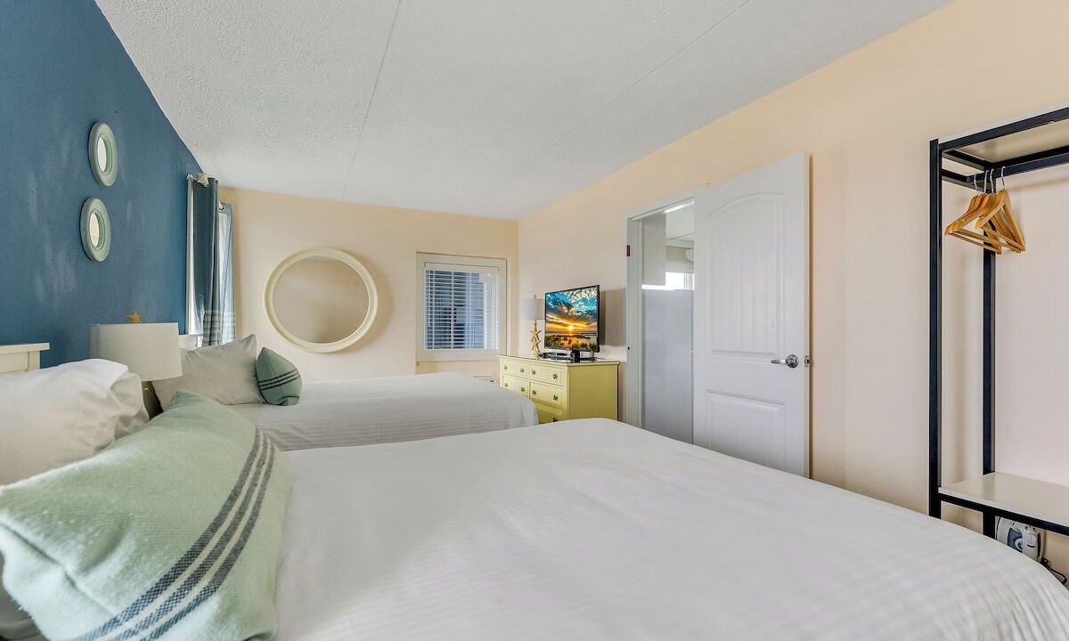 Photo of Bedroom in Avalon