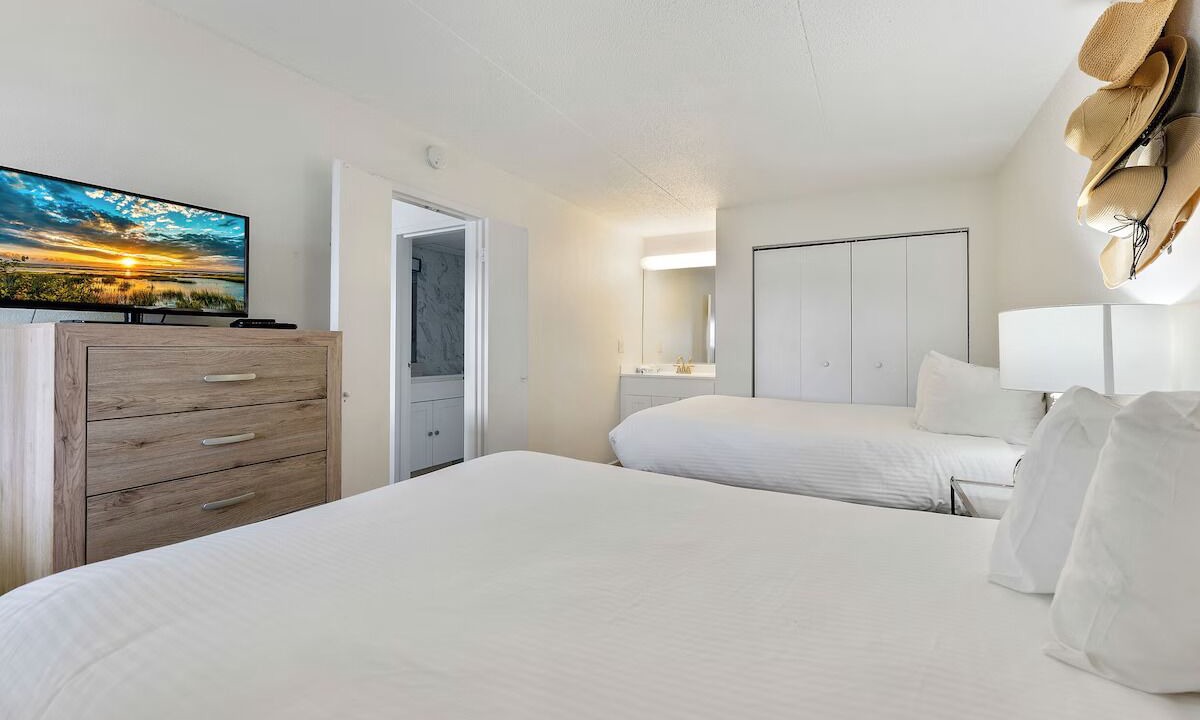 Photo of Bedroom in Avalon