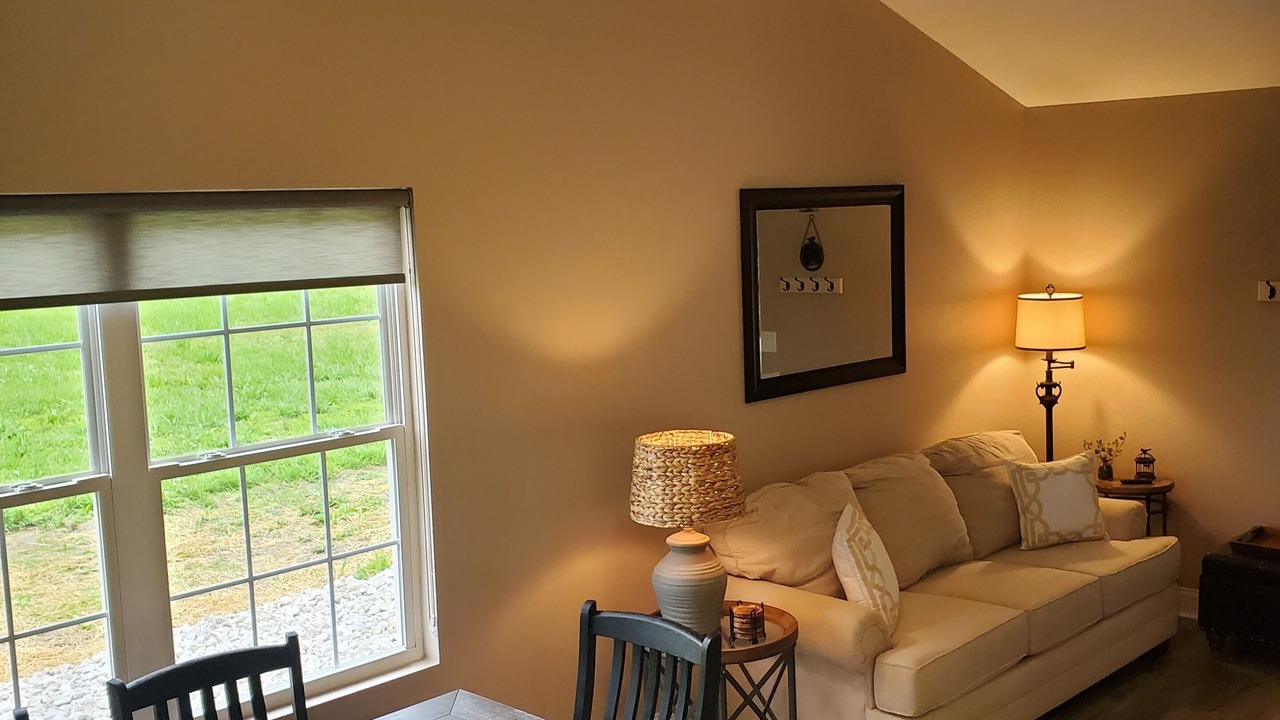 Photo of Bedroom in Glaze