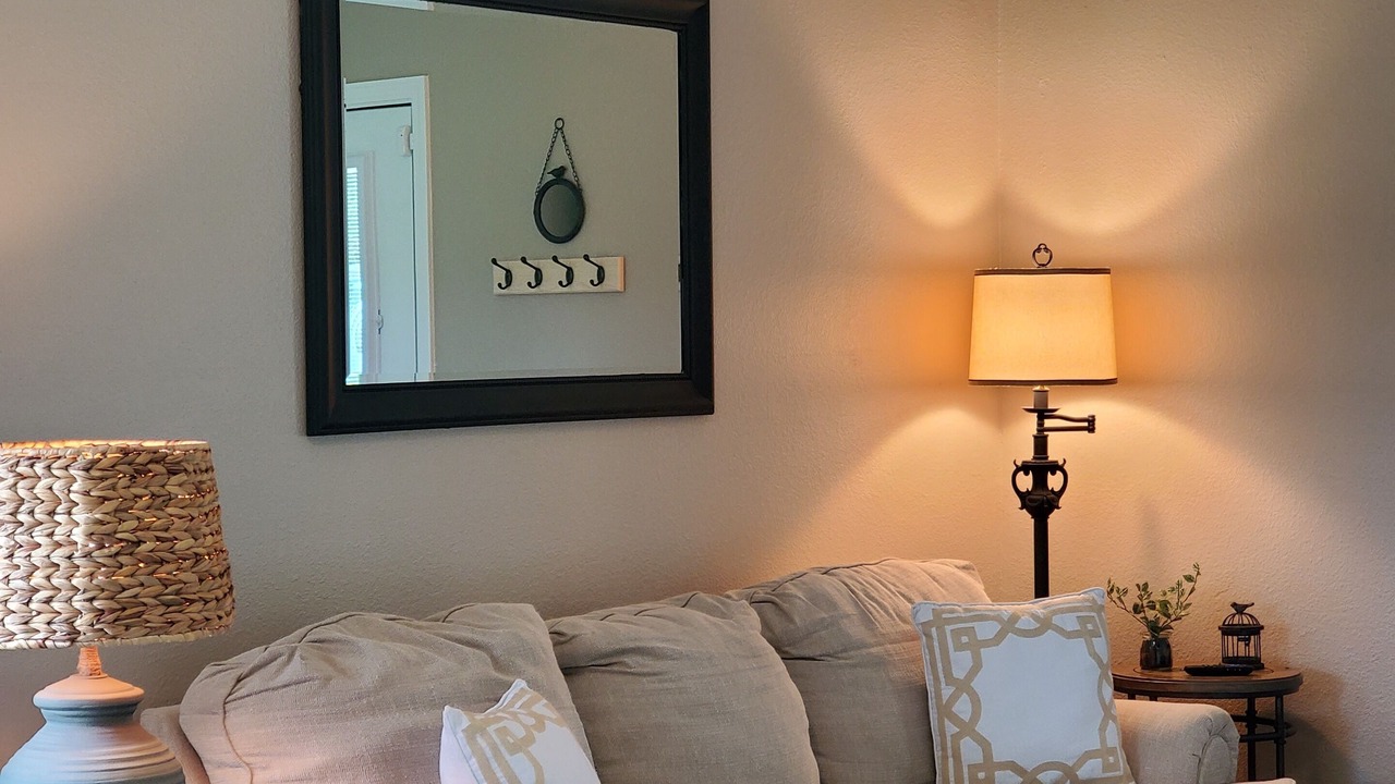 Photo of Livingroom in Glaze