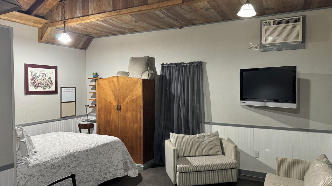 Photo of Bedroom in Azle