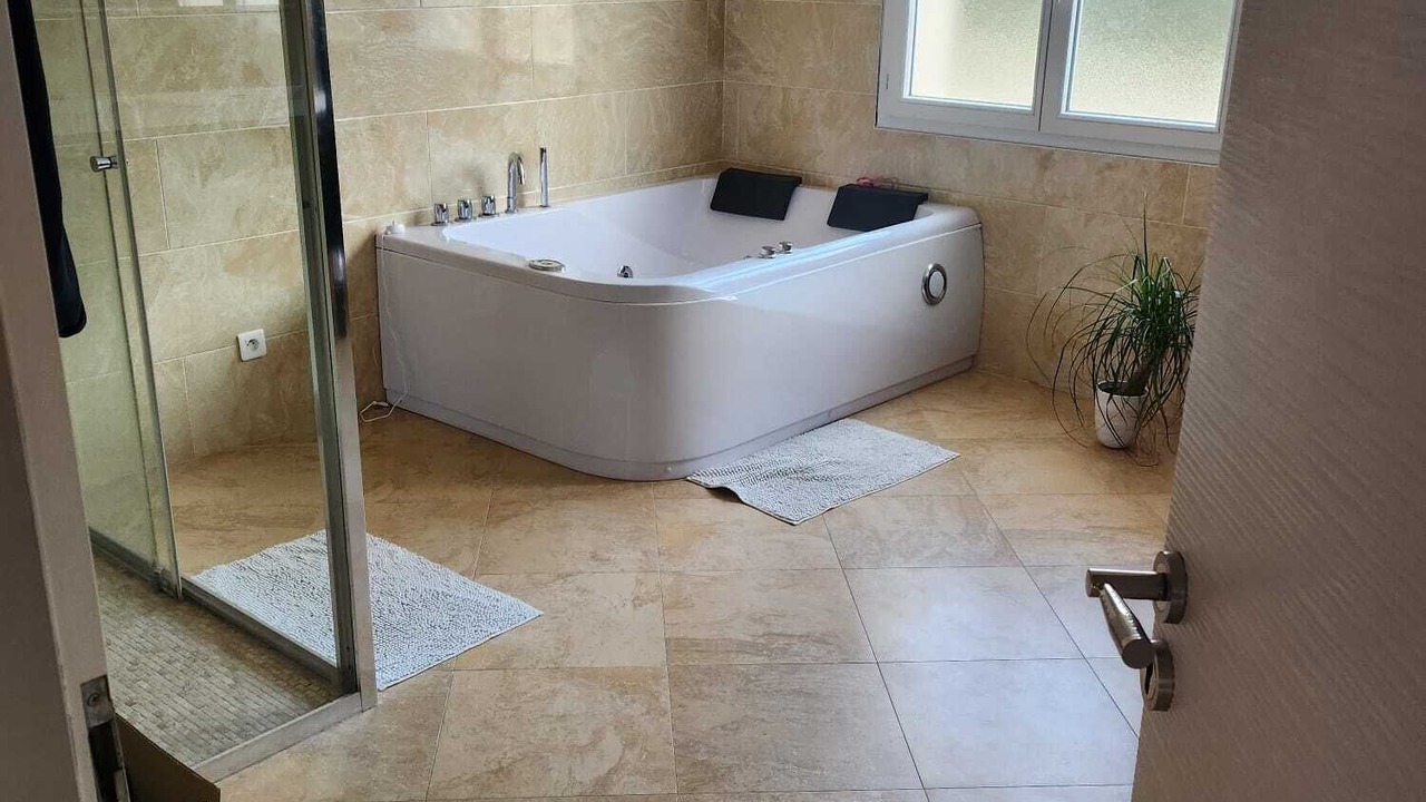 Photo of Bathroom in Monze