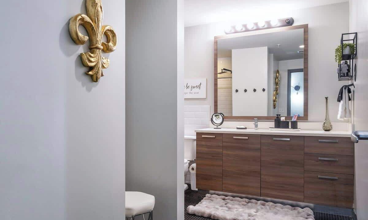 Photo of Bathroom in Downtown Dallas