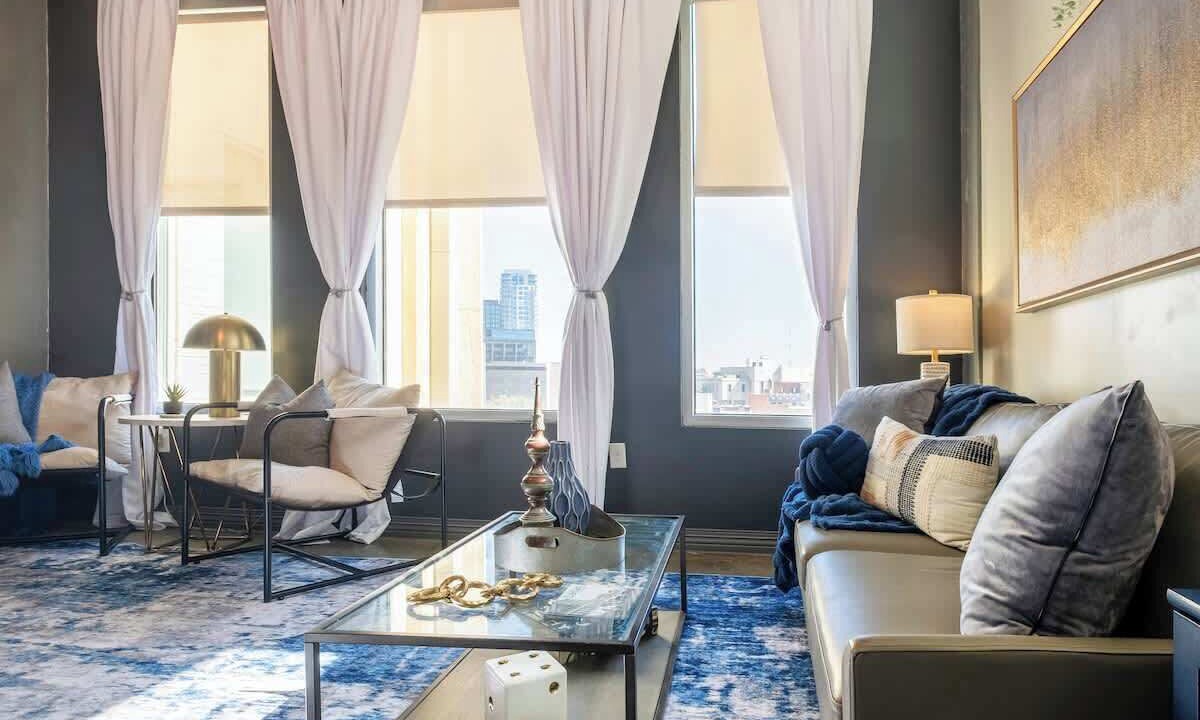Photo of Livingroom in Downtown Dallas