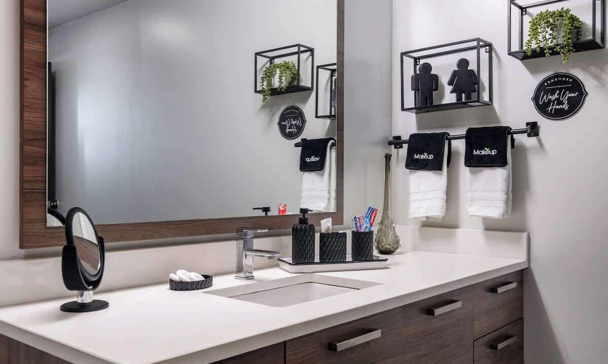 Photo of Bathroom in Downtown Dallas