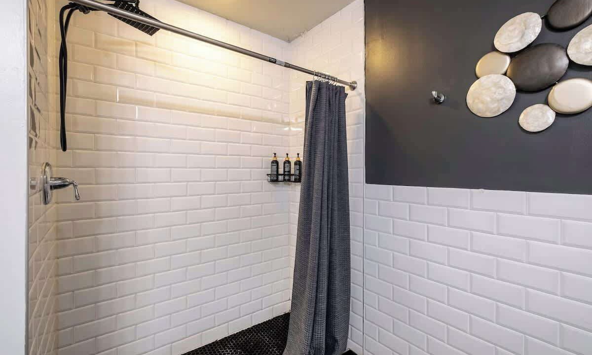 Photo of Bathroom in Downtown Dallas