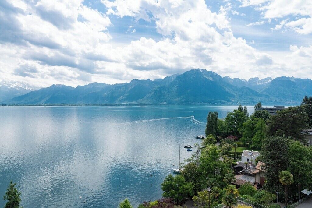 Photo of Others in Montreux