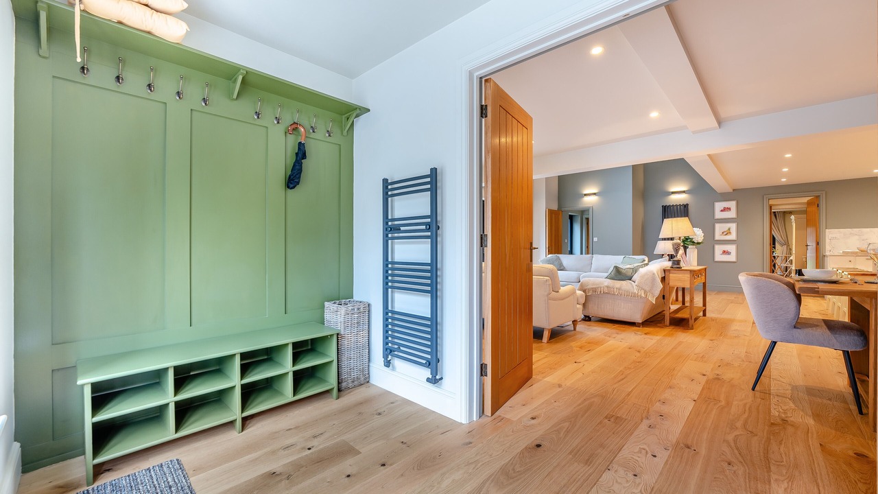 Photo of Livingroom in Ewhurst Green