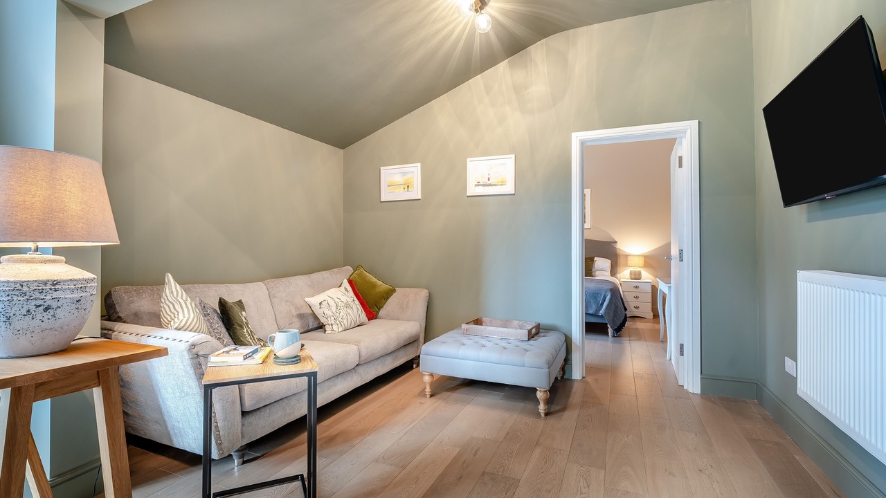 Photo of Livingroom in Ewhurst Green