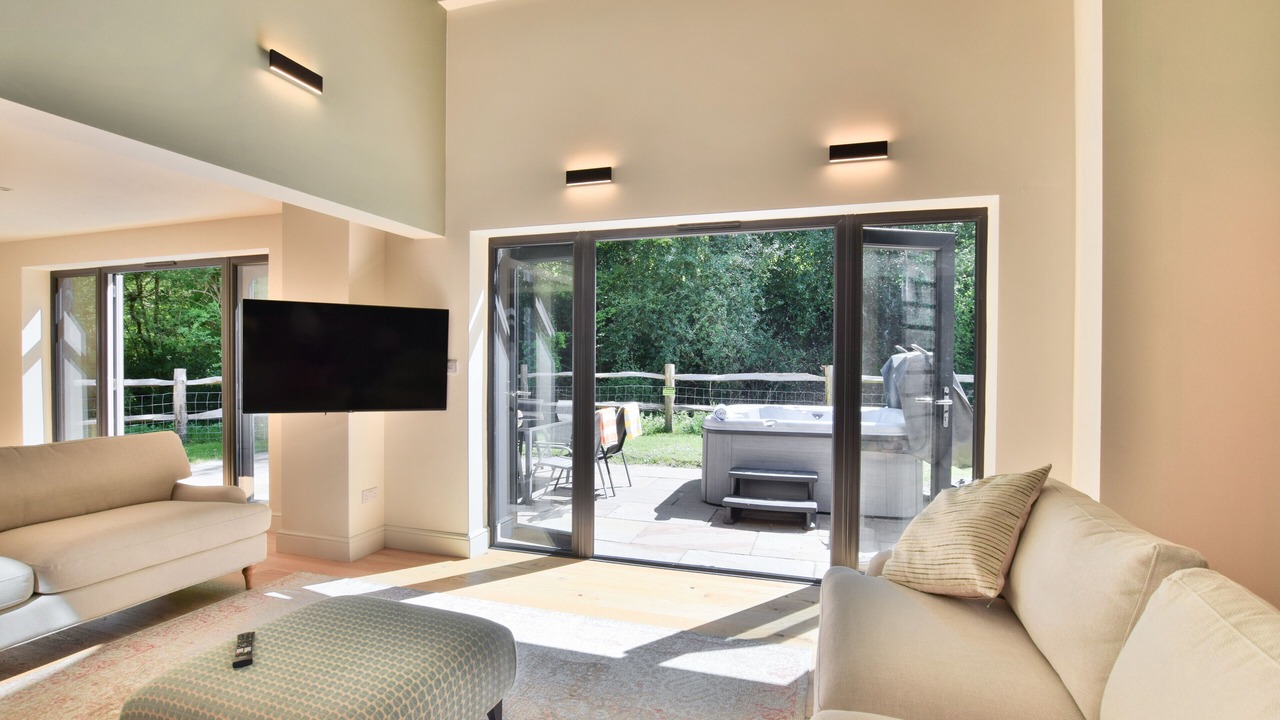 Photo of Livingroom in Ewhurst Green