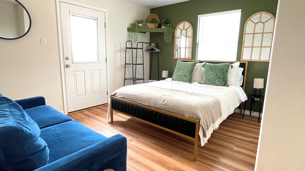 Photo of Bedroom in Surfside Beach