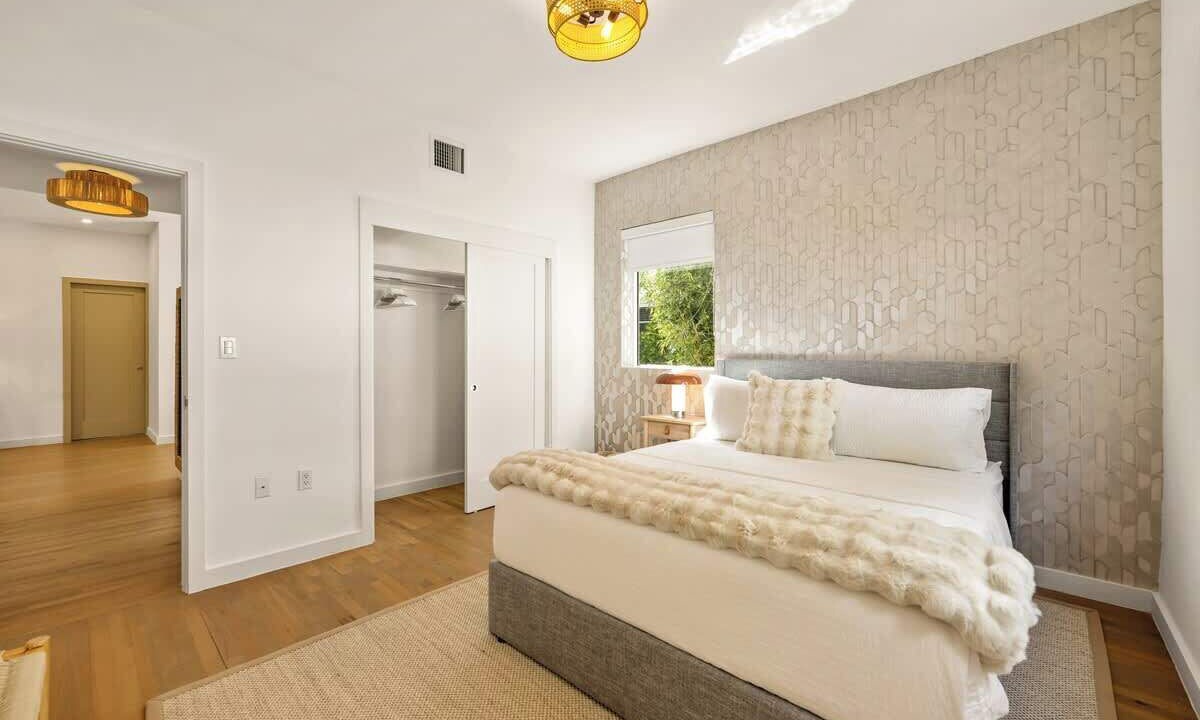 Photo of Bedroom in West Avenue