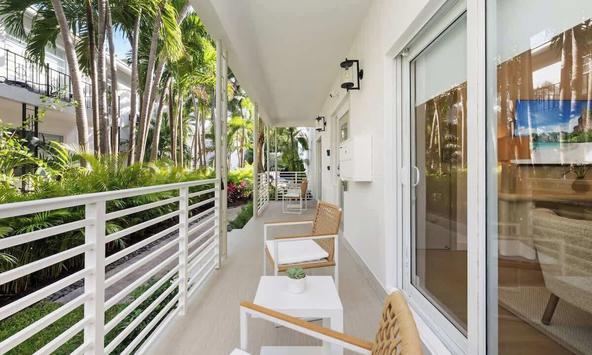 Photo of Patio Balcony in West Avenue