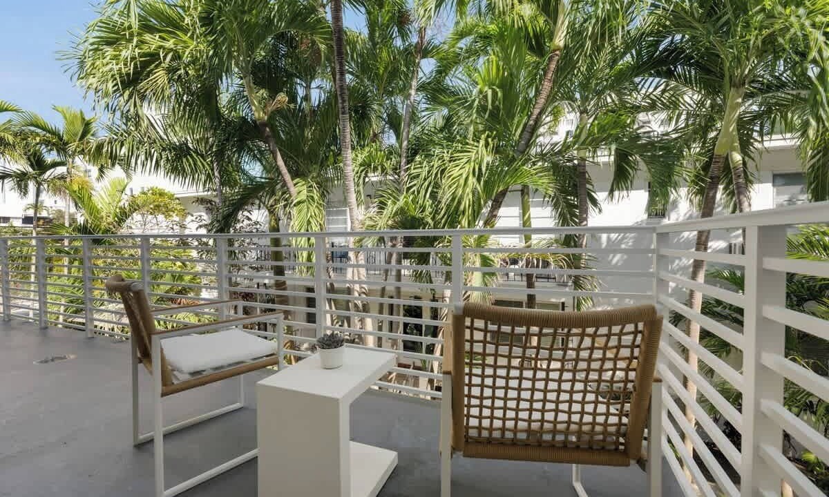 Photo of Patio Balcony in West Avenue
