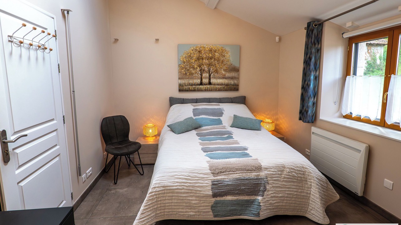 Photo of Bedroom in Auzits