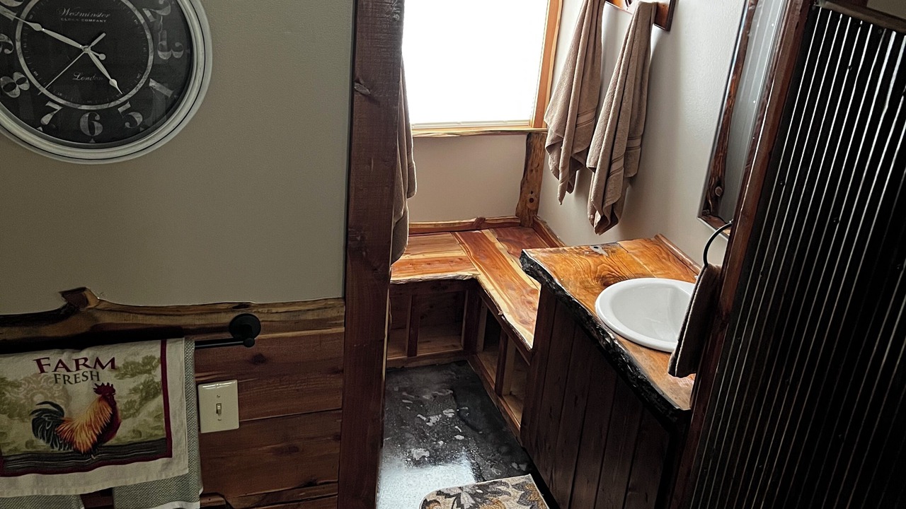 Photo of Bathroom in Perry