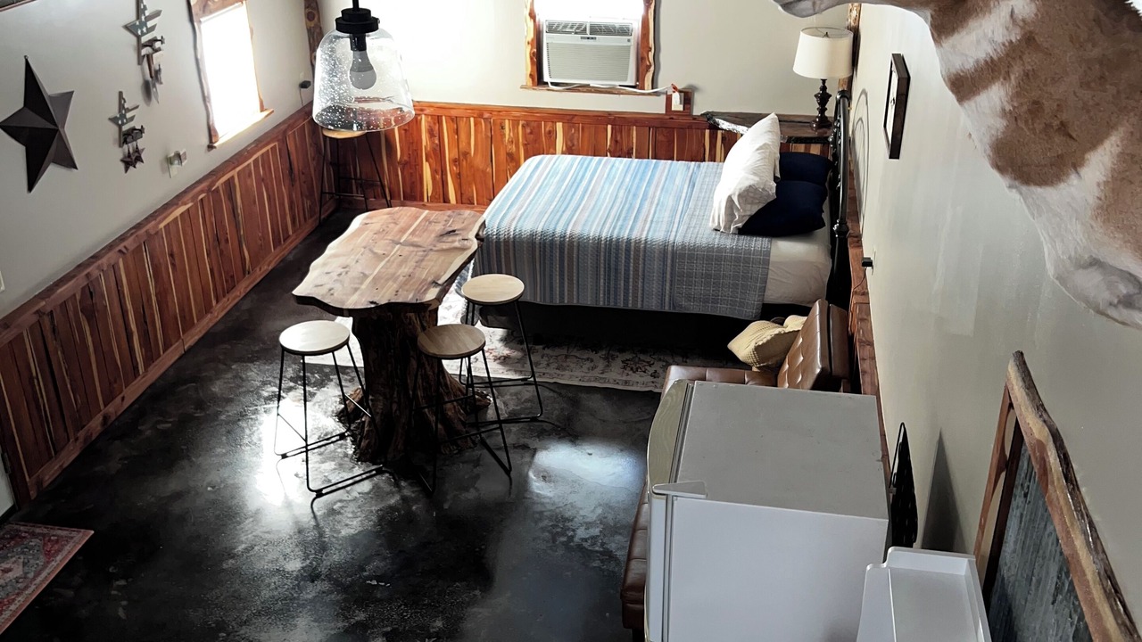 Photo of Bedroom in Perry