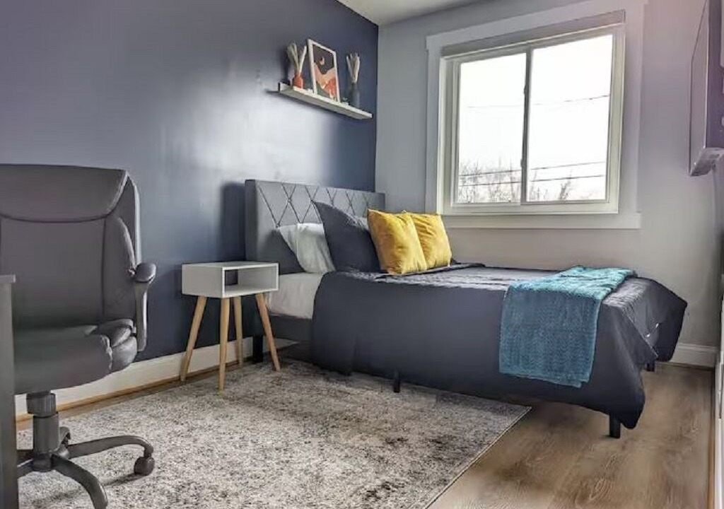 Photo of Bedroom in Potomac West