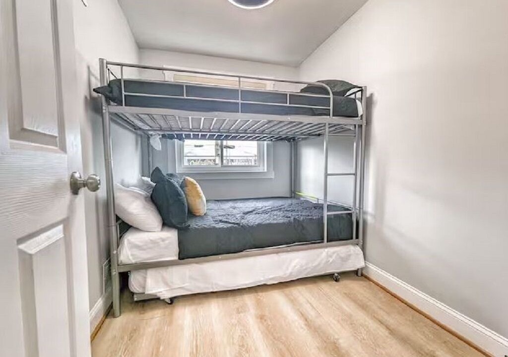 Photo of Bedroom in Potomac West