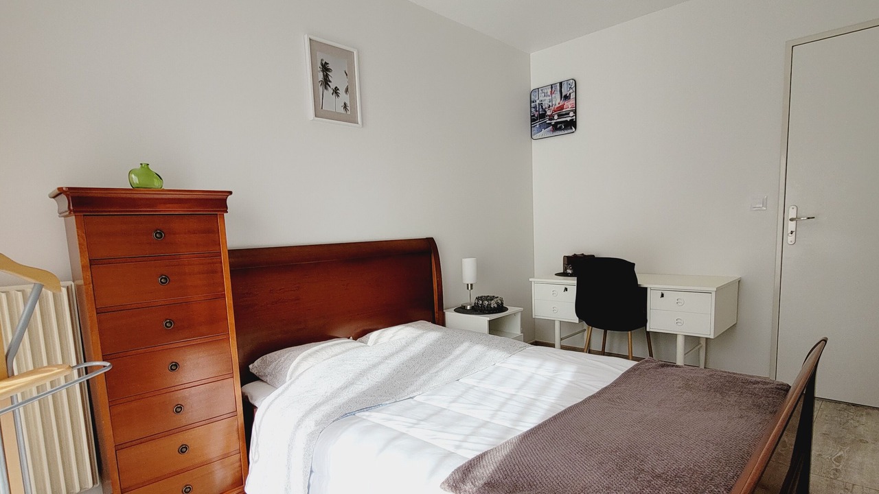 Photo of Bedroom in Saint-Brieuc