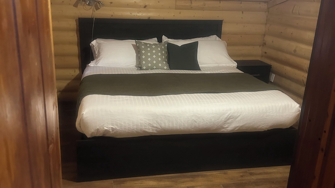 Photo of Bedroom in Kenosee Lake