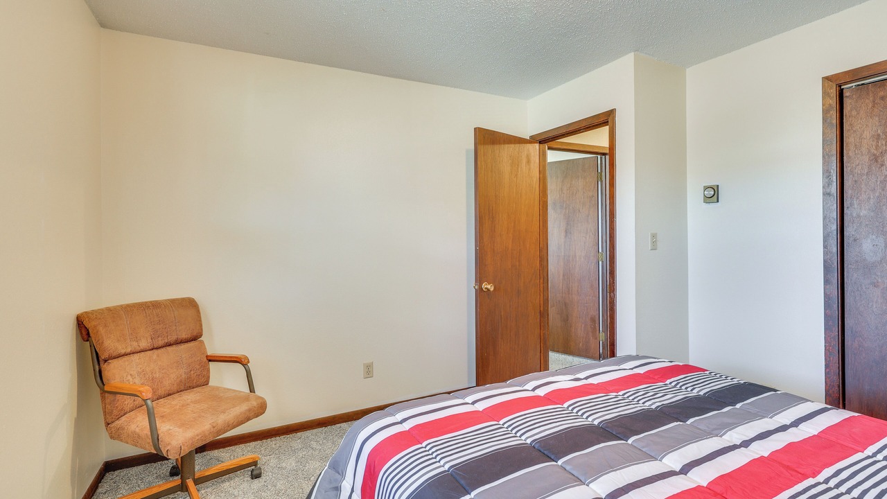 Photo of Bedroom in Pierre