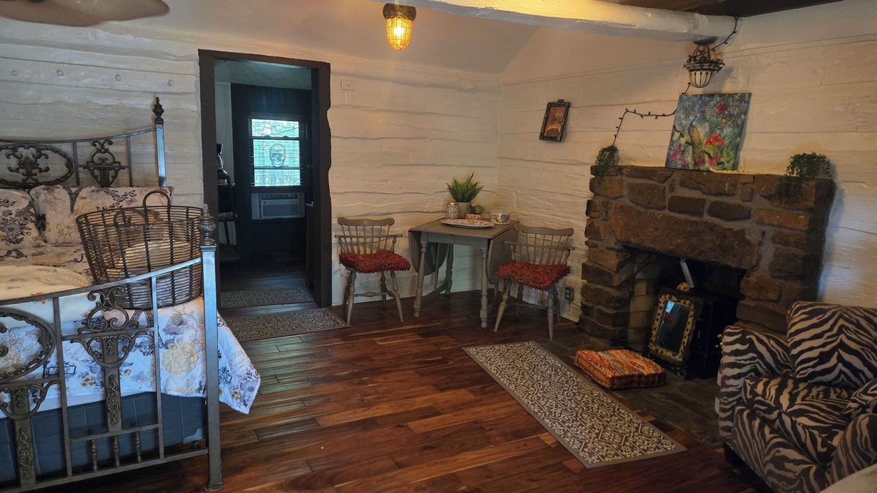 Photo of Bedroom in Broken Arrow