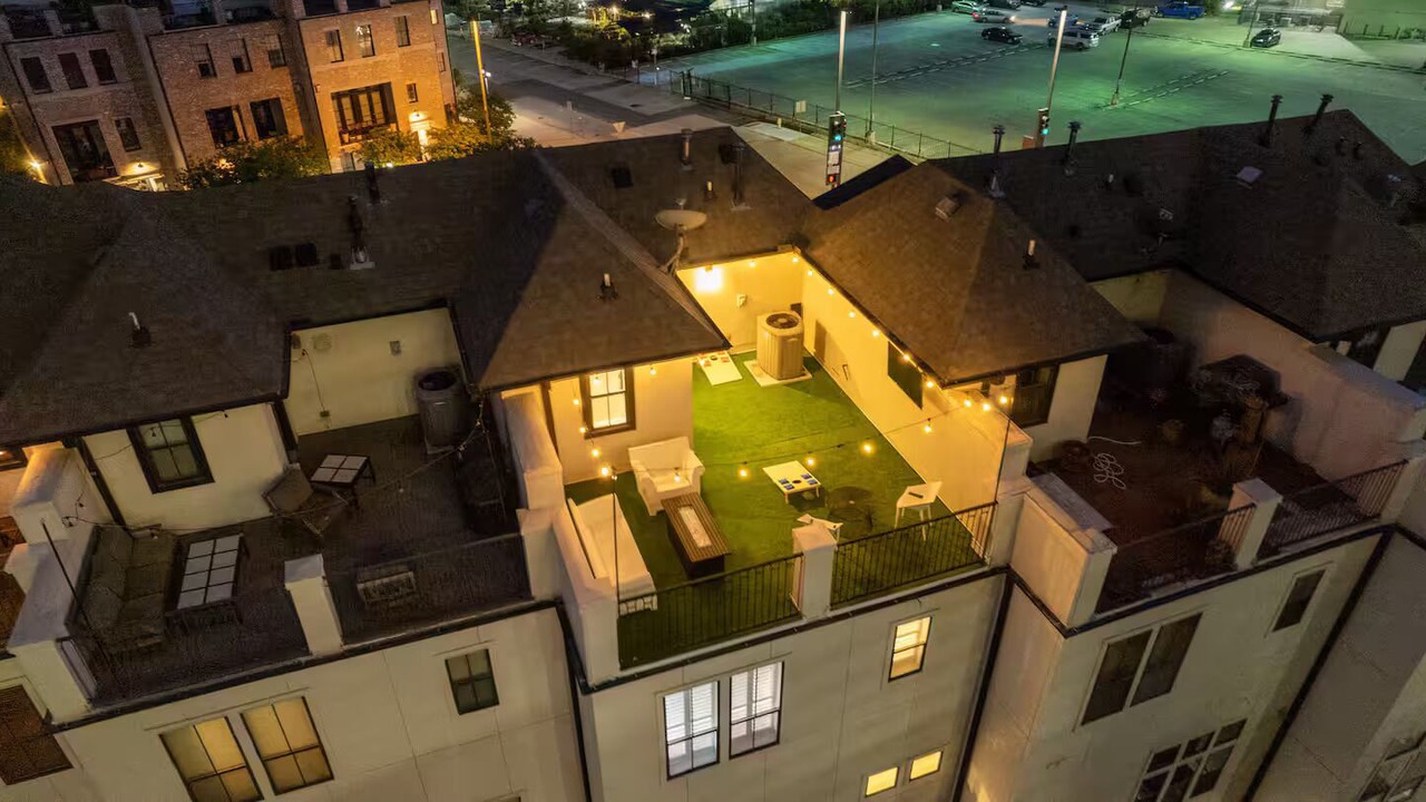 Photo of Patio Balcony in Downtown Dallas